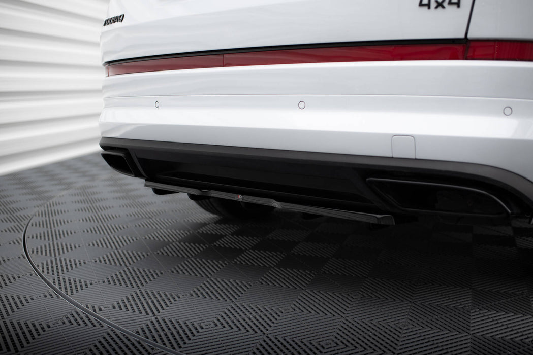 Central Rear Splitter (with vertical bars) Skoda Kodiaq RS