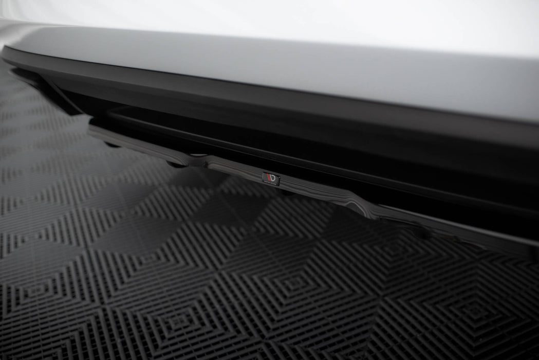 Central Rear Splitter (with vertical bars) Skoda Kodiaq RS