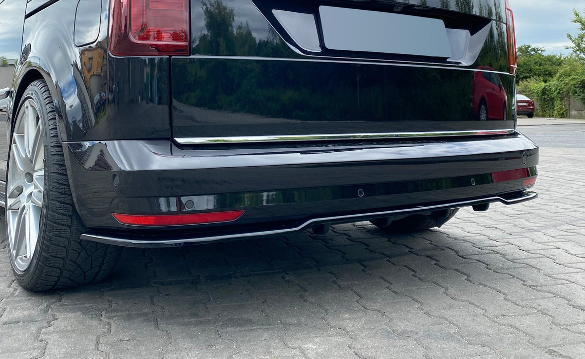 Central Rear Splitter (with vertical bars) Volkswagen Caddy Mk. 4