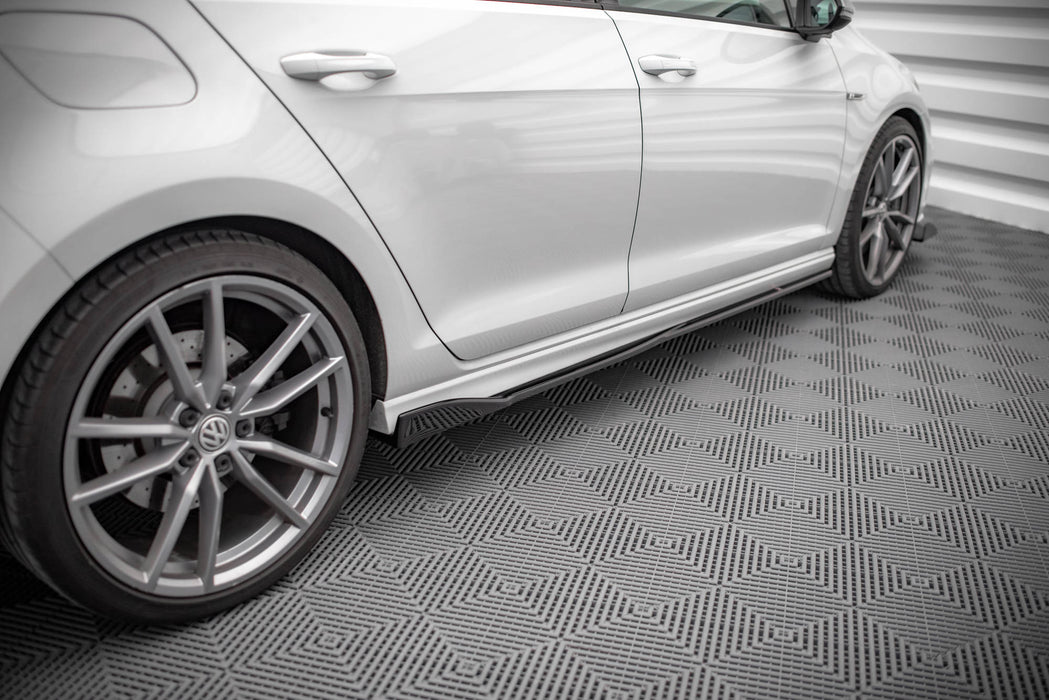 Side Skirts Diffusers V.2 Volkswagen Golf R Mk7