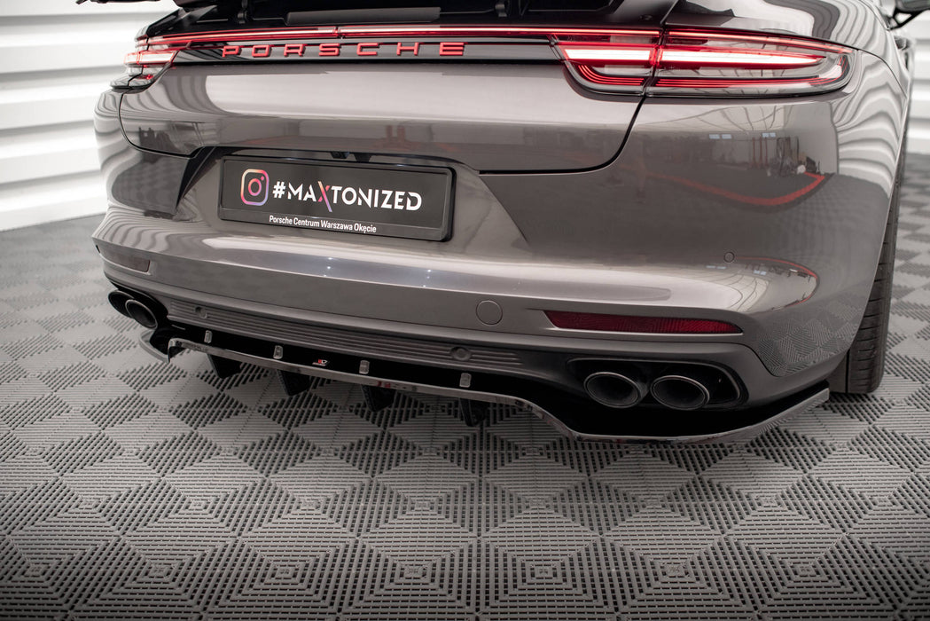 Central Rear Splitter (with vertical bars) Porsche Panamera Turbo S E-Hybrid / Panamera E-Hybrid / Panamera 4S 971