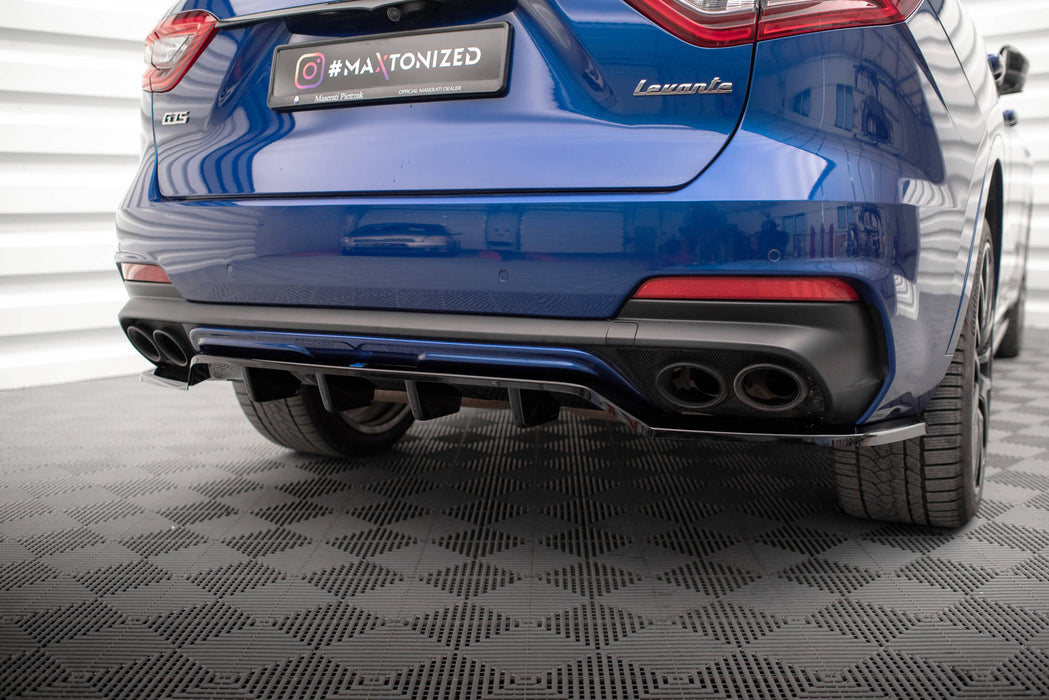 Central Rear Splitter (with vertical bars) Maserati Levante GTS Mk1