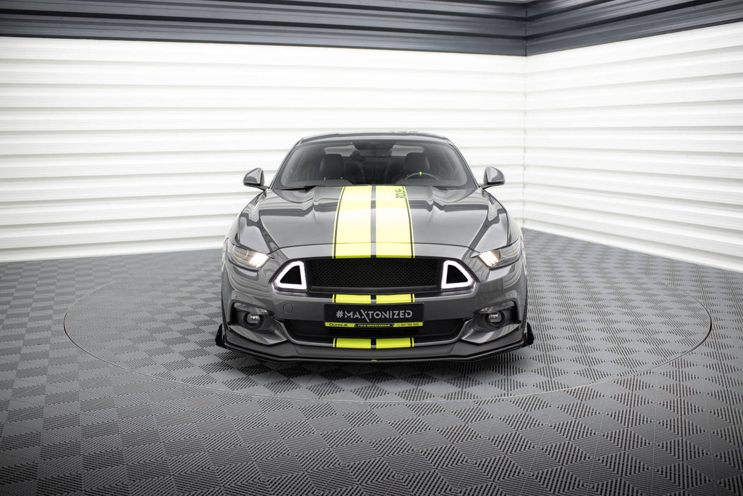 Street Pro Front Splitter + Flaps Ford Mustang GT Mk6