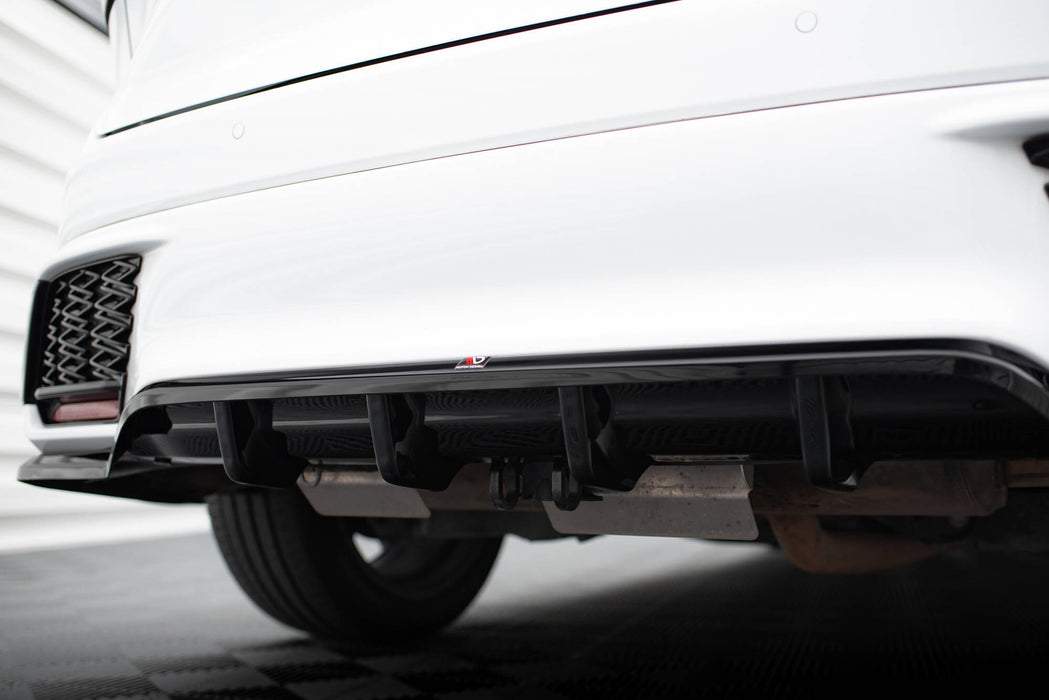 Central Rear Splitter (with vertical bars) Lexus RX F-Sport Mk5